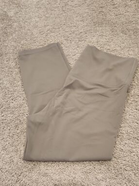 All In Motion Evryday Soft Capri Leggings